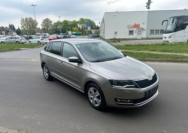 Skoda RAPID cena 39900 przebieg: 90000, rok produkcji 2018 z Brzesko małe 56